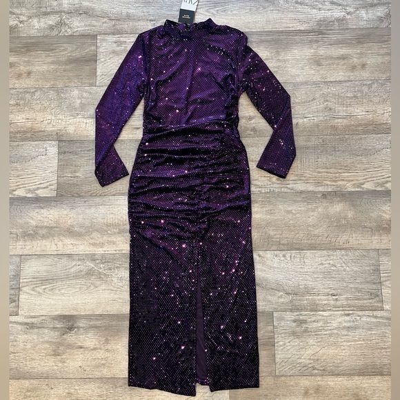 NWT ZARA Sparkly Purple Midi Long Sleeve Dress w Slit & Ruching keyhole back - Picture 5 of 17